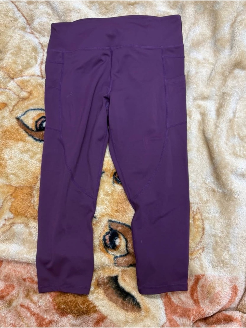 ZYIA Plum Capri Leggings with Side Pockets